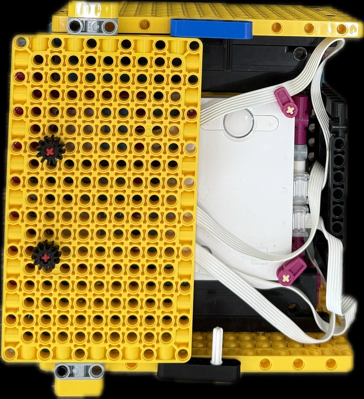 Tidal Engineers yellow-side robot build closeup
