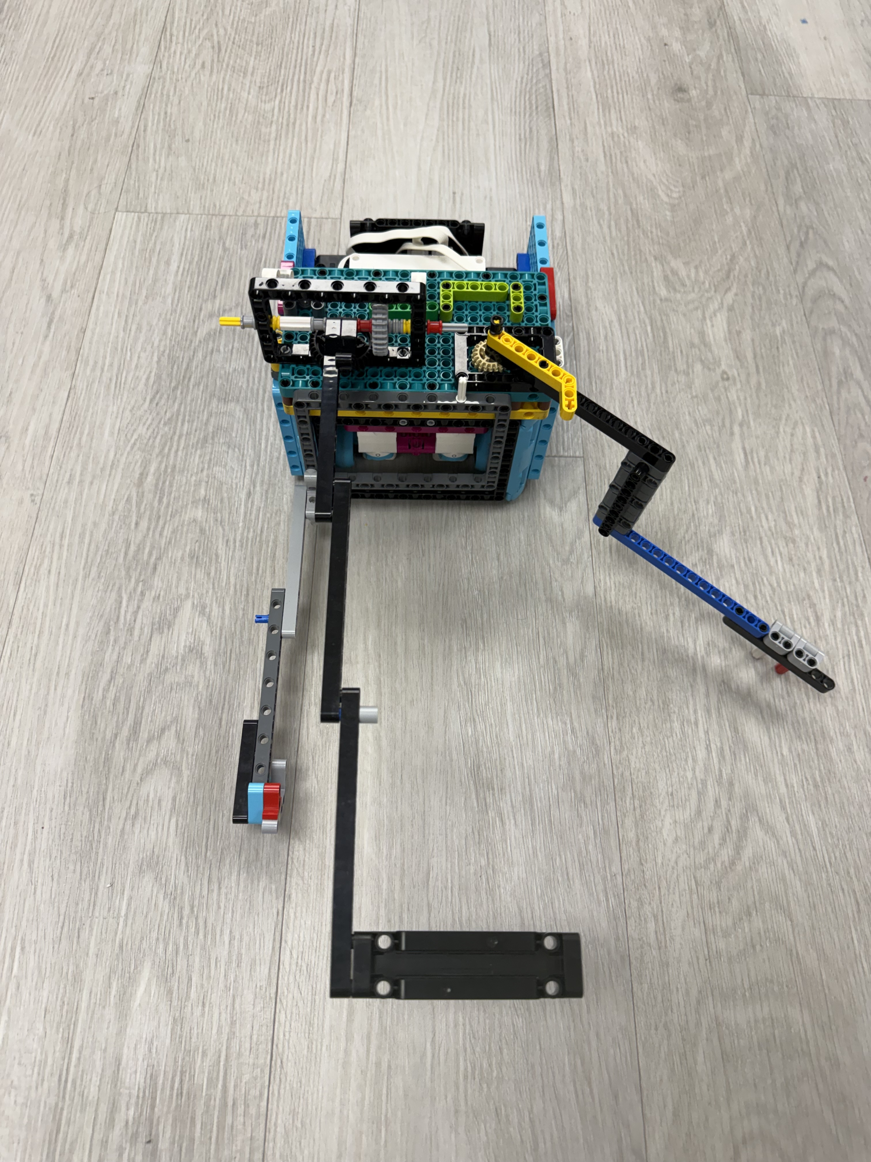 Run 5 active attachment and one-way door passive part for missions 9 and 10